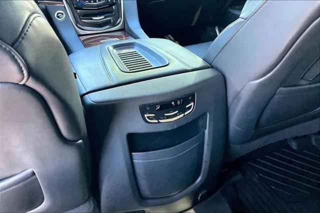 2019 Cadillac Escalade Luxury