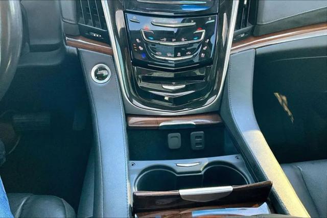 2019 Cadillac Escalade Luxury