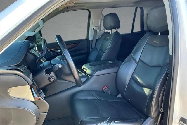 2019 Cadillac Escalade Luxury