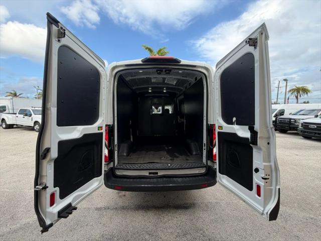 2018 Ford Transit Medium Roof w/Sliding Side Door w/LWB