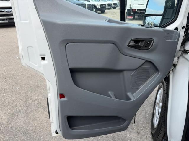 2018 Ford Transit Medium Roof w/Sliding Side Door w/LWB