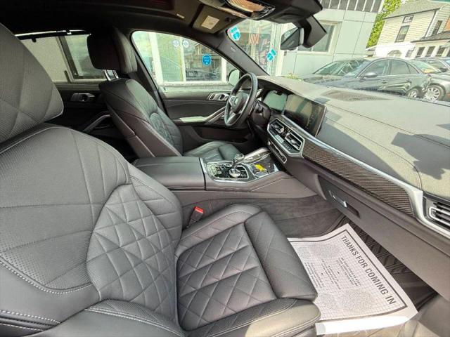 2023 BMW X6 M50i