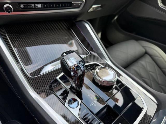 2023 BMW X6 M50i