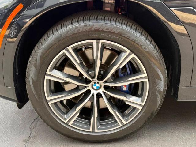 2023 BMW X6 M50i