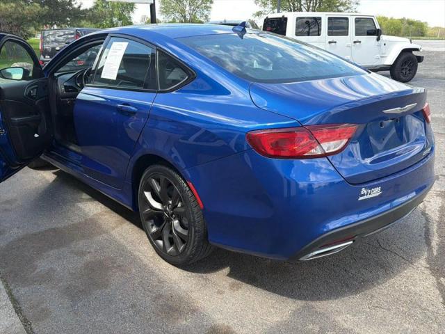 2015 Chrysler 200 S