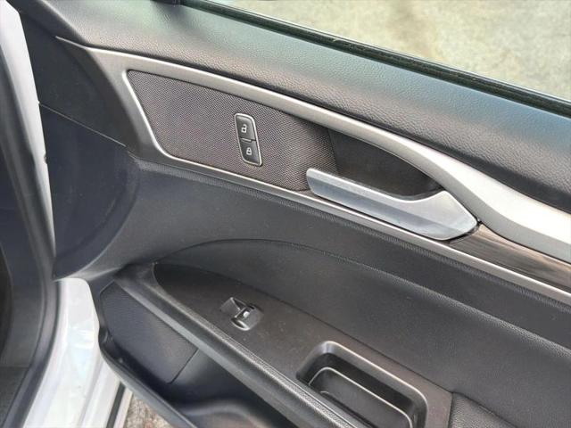2020 Ford Fusion SEL