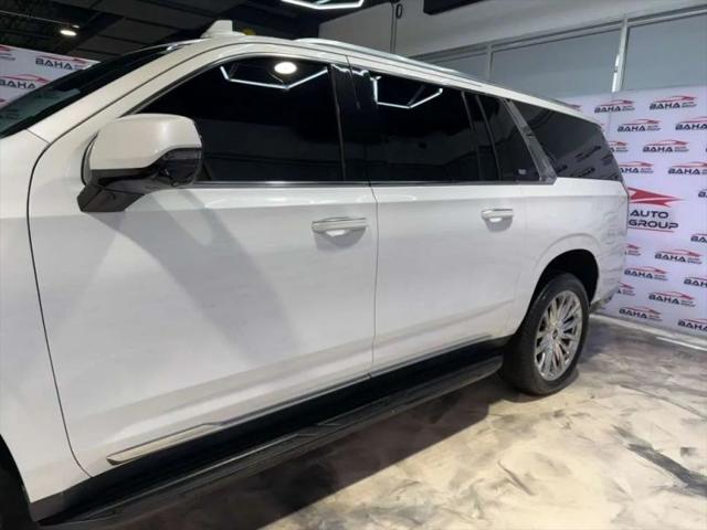 2022 Cadillac Escalade ESV 4WD Premium Luxury