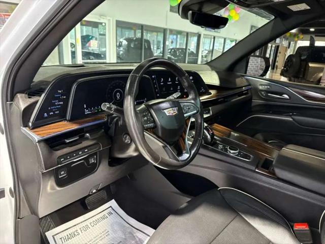 2022 Cadillac Escalade ESV 4WD Premium Luxury