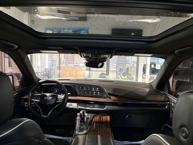 2022 Cadillac Escalade ESV 4WD Premium Luxury