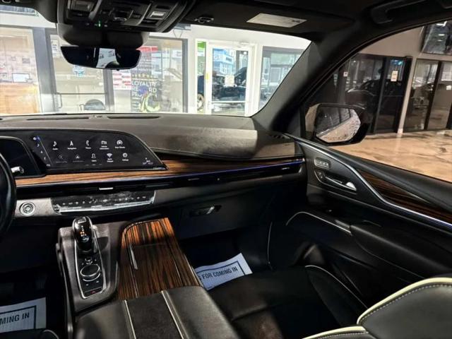 2022 Cadillac Escalade ESV 4WD Premium Luxury