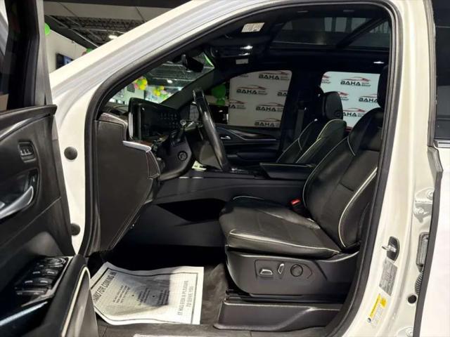 2022 Cadillac Escalade ESV 4WD Premium Luxury