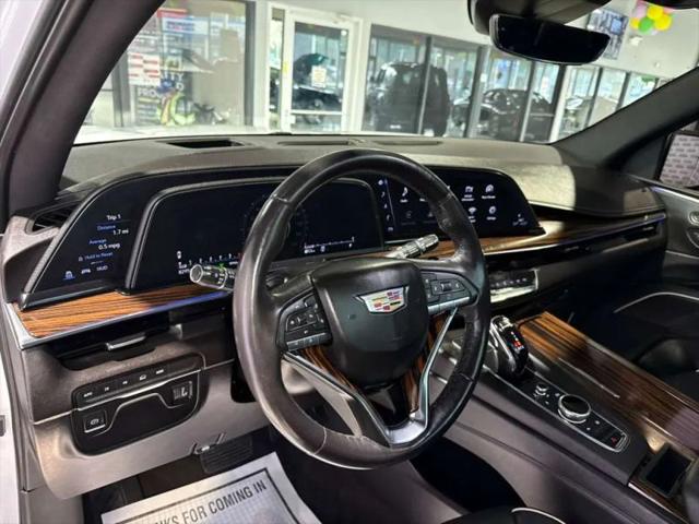 2022 Cadillac Escalade ESV 4WD Premium Luxury