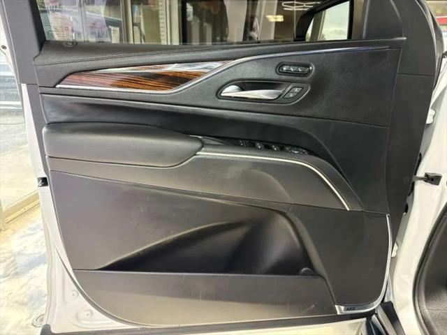 2022 Cadillac Escalade ESV 4WD Premium Luxury
