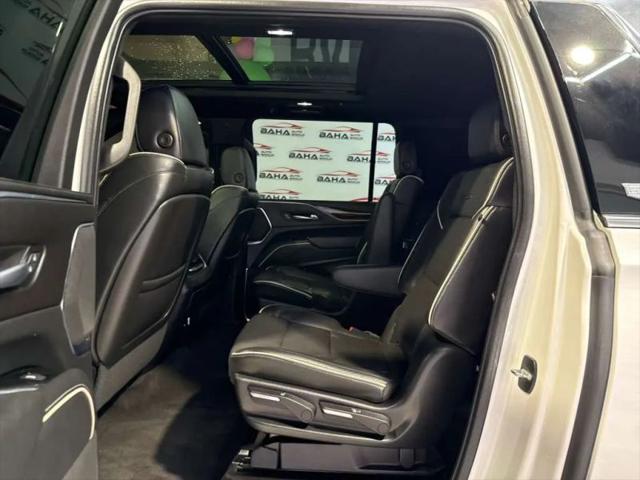 2022 Cadillac Escalade ESV 4WD Premium Luxury