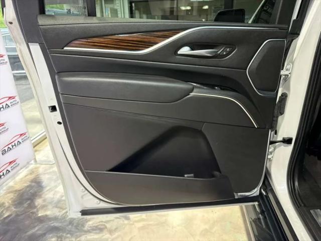 2022 Cadillac Escalade ESV 4WD Premium Luxury