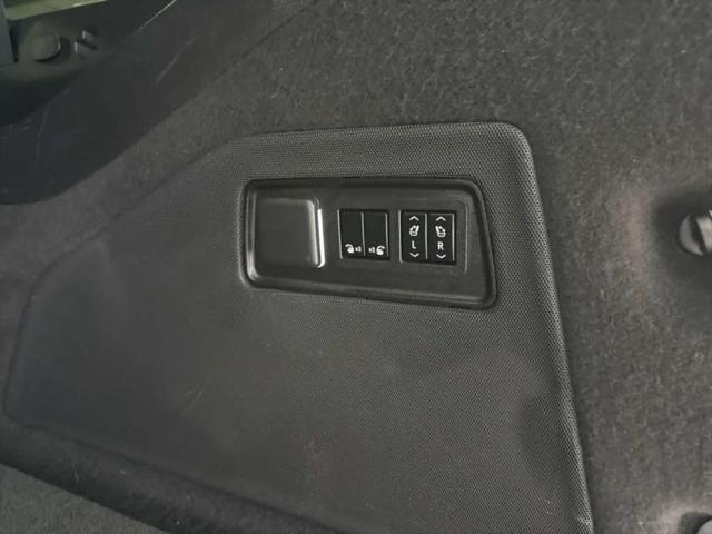 2022 Cadillac Escalade ESV 4WD Premium Luxury