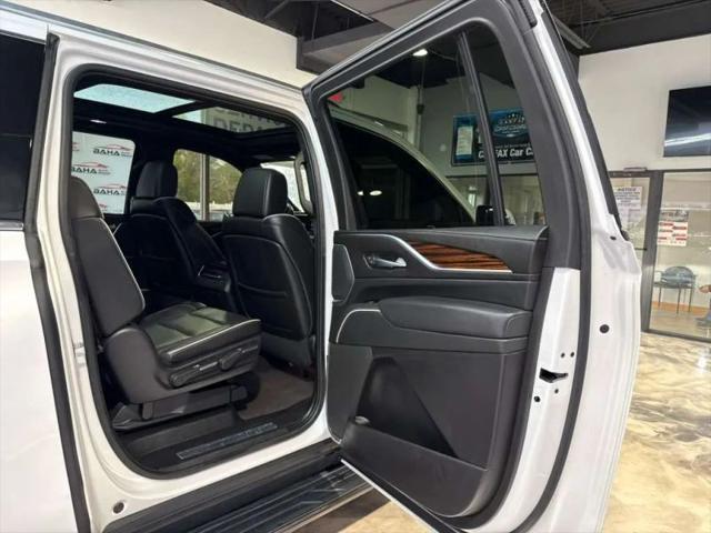 2022 Cadillac Escalade ESV 4WD Premium Luxury