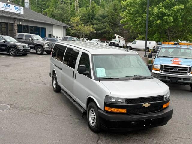 2020 Chevrolet Express Passenger RWD 3500 Extended Wheelbase LS