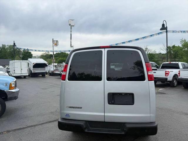 2020 Chevrolet Express Passenger RWD 3500 Extended Wheelbase LS