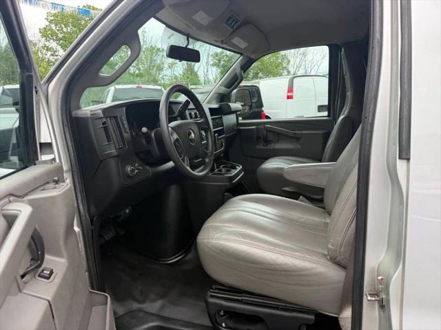 2020 Chevrolet Express Passenger RWD 3500 Extended Wheelbase LS