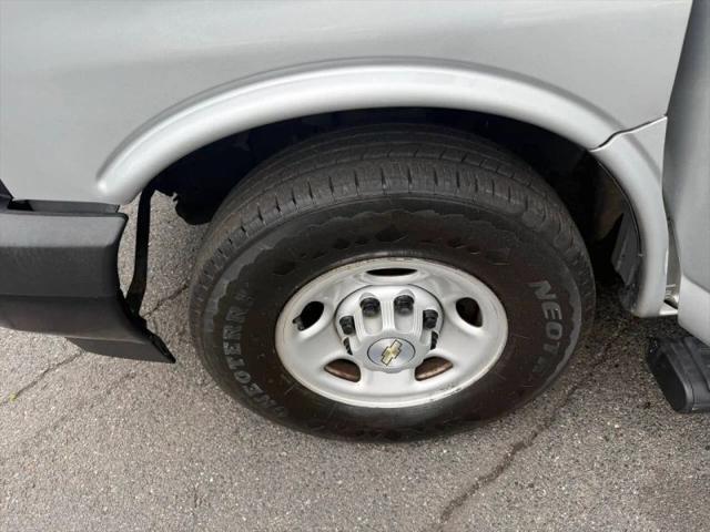2020 Chevrolet Express Passenger RWD 3500 Extended Wheelbase LS