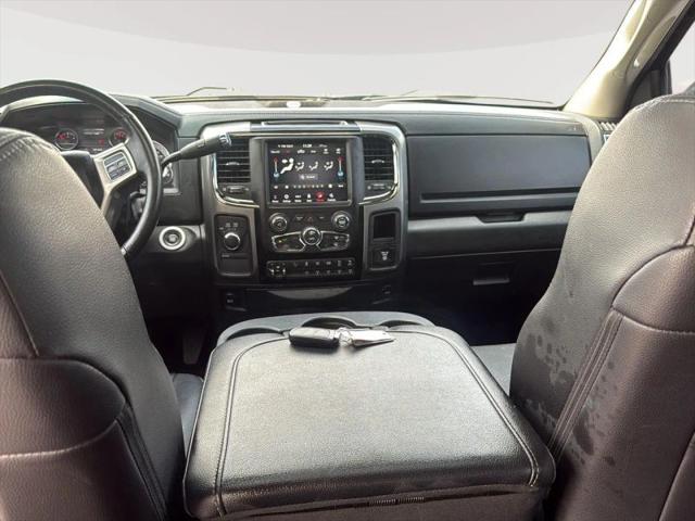 2018 Ram 3500 Laramie Mega Cab 4x4 6'4" Box