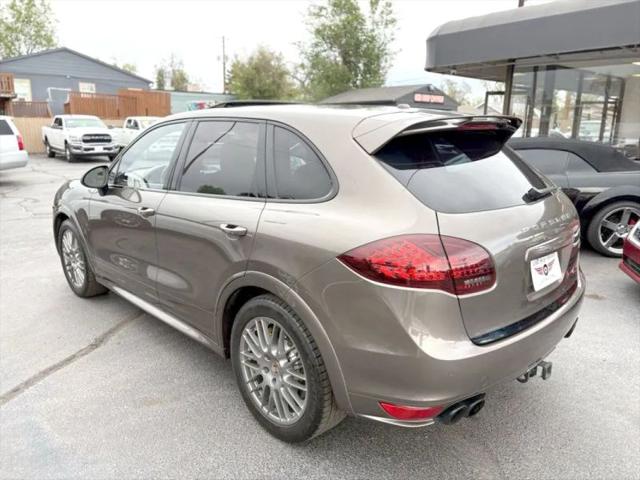 2014 Porsche Cayenne GTS