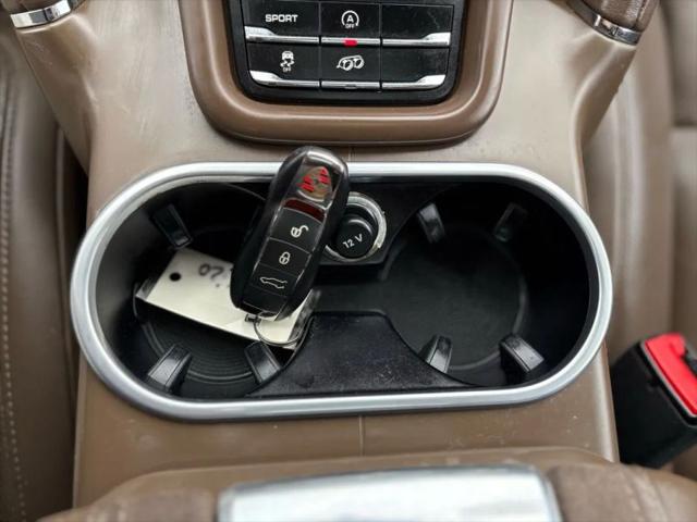2014 Porsche Cayenne GTS