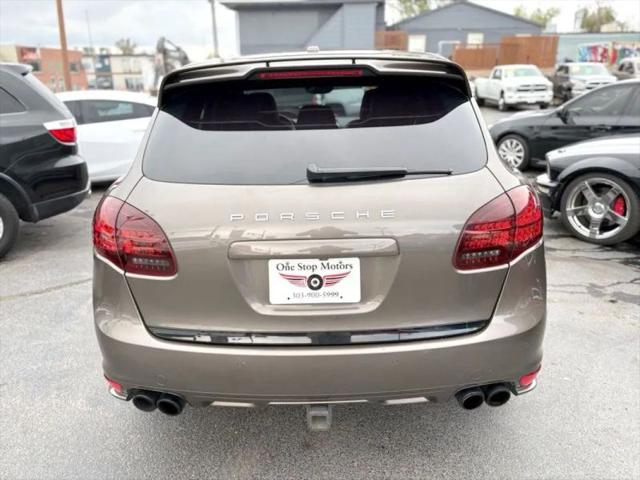 2014 Porsche Cayenne GTS