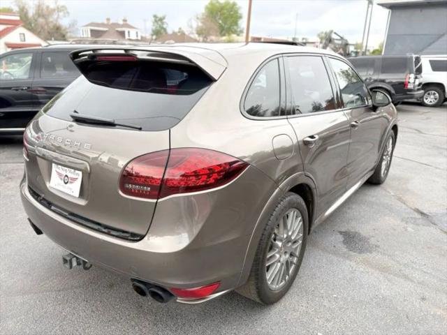 2014 Porsche Cayenne GTS