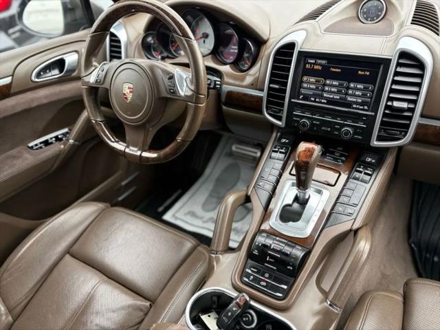 2014 Porsche Cayenne GTS
