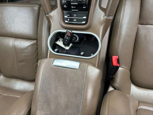 2014 Porsche Cayenne GTS