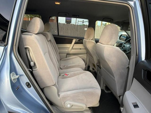 2009 Toyota Highlander Base