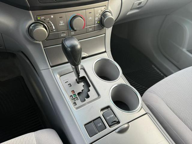 2009 Toyota Highlander Base