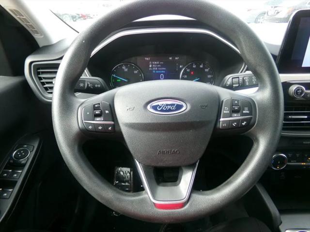 2022 Ford Escape SE Hybrid