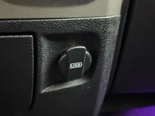 2017 Ram 1500 Big Horn Crew Cab 4x2 64 Box