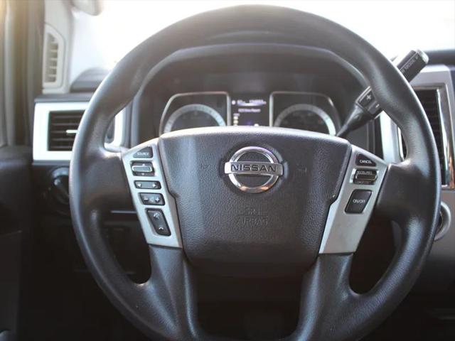 2017 Nissan Titan SV