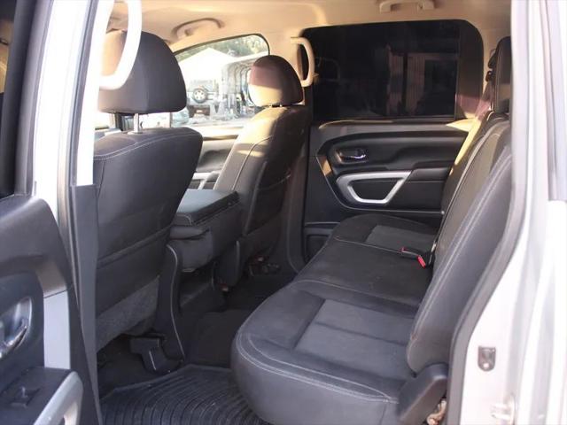 2017 Nissan Titan SV