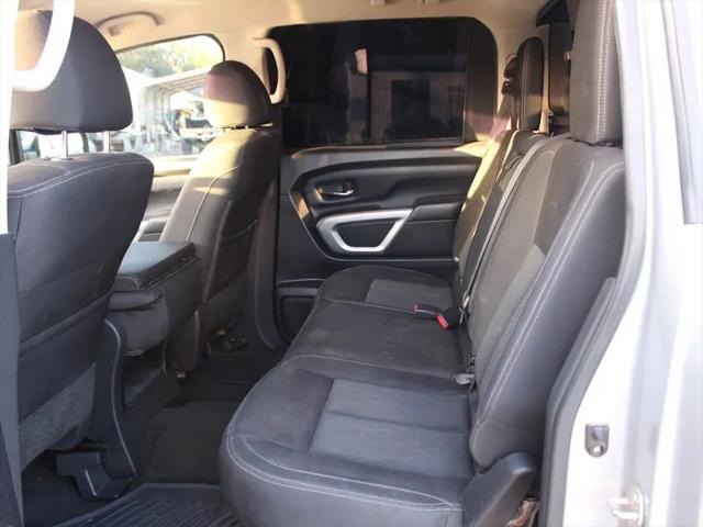 2017 Nissan Titan SV