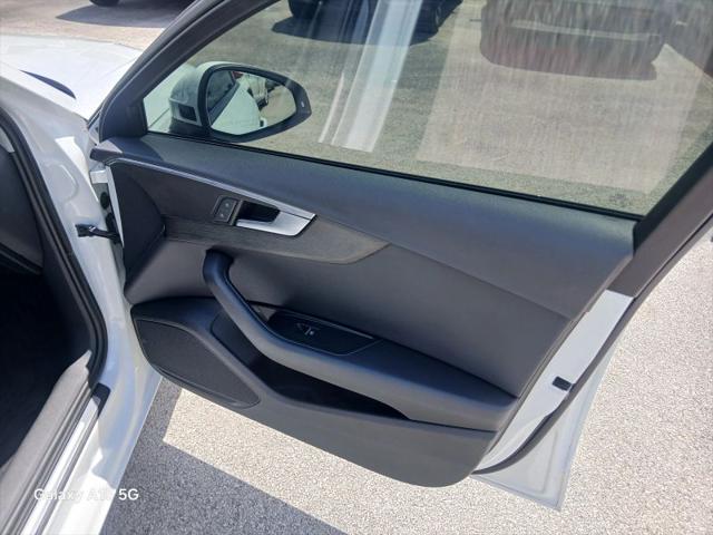 2019 Audi A4 40 Titanium Premium