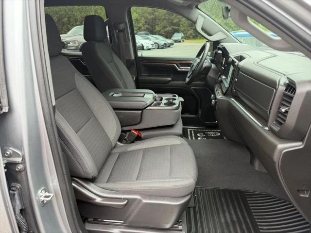 2024 Chevrolet Silverado 1500 4WD Crew Cab Short Bed LT with 2FL