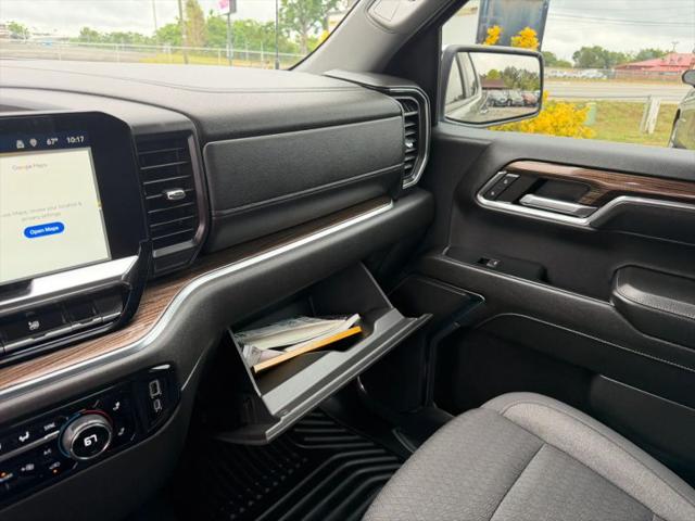 2024 Chevrolet Silverado 1500 4WD Crew Cab Short Bed LT with 2FL
