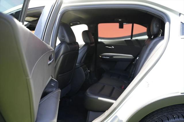 2021 Cadillac XT4 FWD Premium Luxury