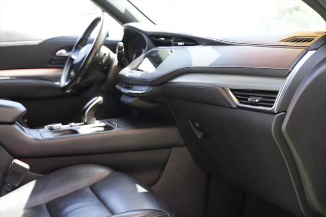 2021 Cadillac XT4 FWD Premium Luxury