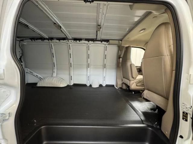 2026 GMC Savana Cargo 3500 Regular Wheelbase, Work Van, RWD