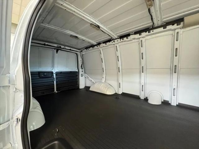 2026 GMC Savana Cargo 3500 Regular Wheelbase, Work Van, RWD