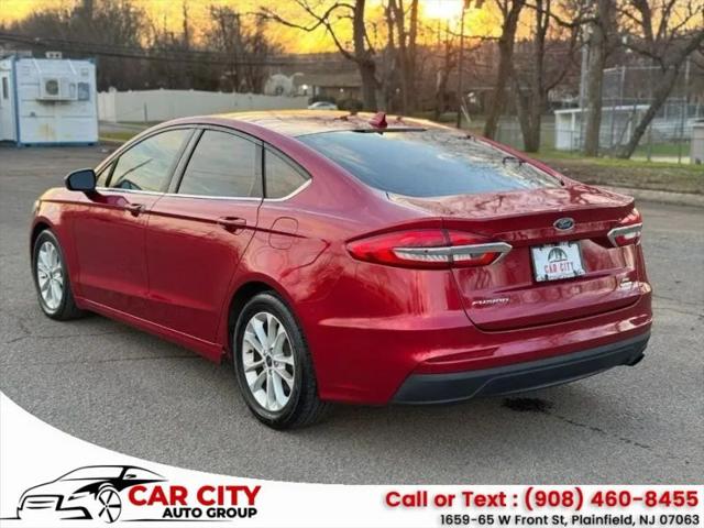 2020 Ford Fusion SE