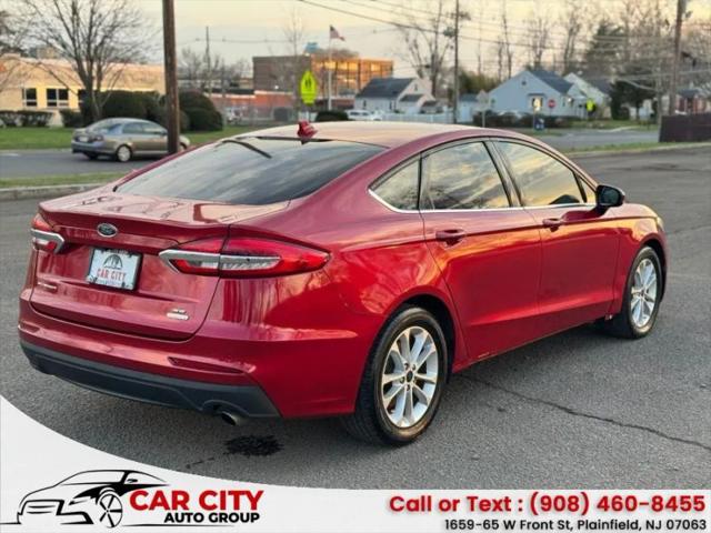2020 Ford Fusion SE