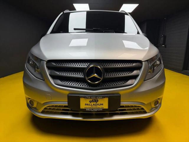2016 Mercedes-Benz Metris Base