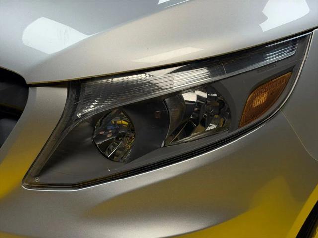 2016 Mercedes-Benz Metris Base